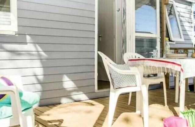 Camping Le Fanal**** - Cozy 3-Room Mobile Home 5 adults + 1 child under 12