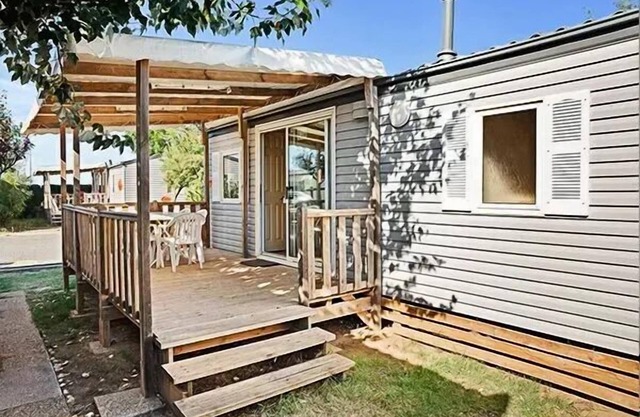 Camping Le Chêne Vert*** - Mobile home Comfort 4 rooms 6 people