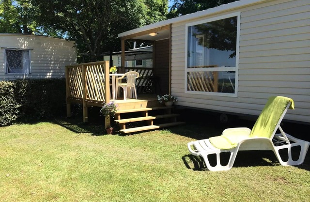 Camping Le Daguet *** - Mobile home loggia 2 bedrooms terrace 4 people
