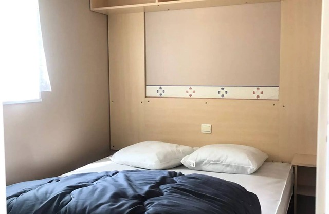 Camping LE ROC *** - Mobil-Home Super 8 Pers (33,50m2) 8 persons