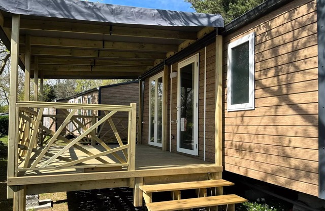 Camping Le Roc *** - Mobile Home Confort Paracou - 2 Bedrooms - 26 m² 4 people