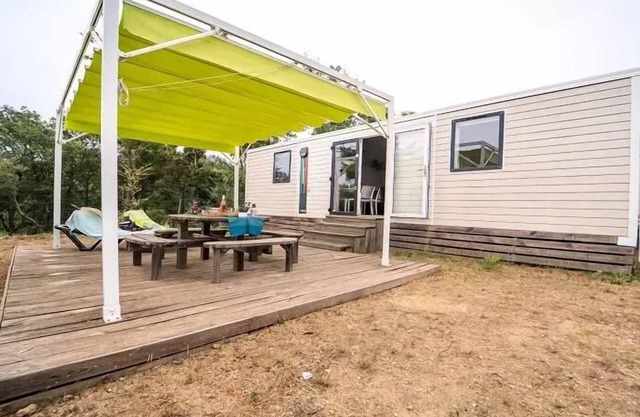 Camping des Alberes **** - Casa móvil Duo 3 habitaciones 4 Personas
