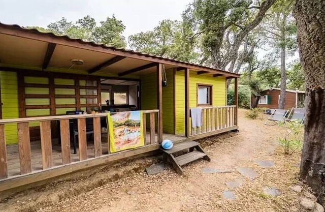 Camping des Albères **** - Chalet 3 piezas climatizado 4 personas