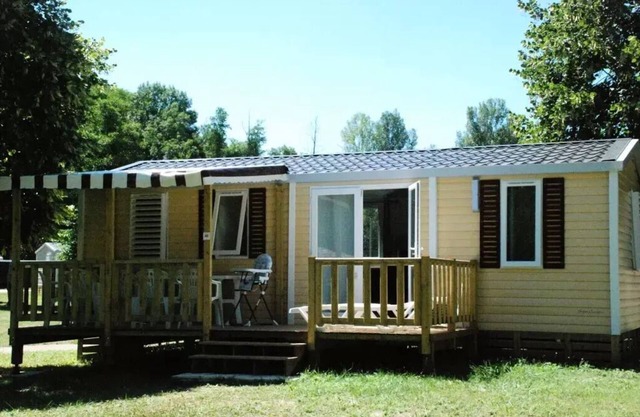 Camping Village **** El Molino Surier - Casa móvil Pacífico 4 Habitaciones 6 Personas