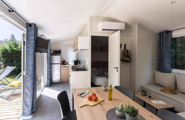Camping Romanée La Ferme de la Serraz***** - Mobile Home Premium 3 rooms 4 people