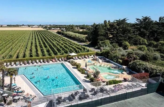 Camping Romanée Le Cormoran***** - Mobil-home CONFORT - 2 bedrooms - Air conditioning 4 people