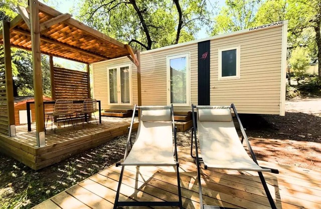 Camping Sunêlia La Clémentine **** - Mobil-home Sunêlia Prestige - 2 chambres 4 personnes