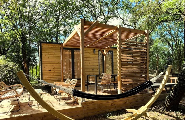 Camping Sunêlia La Clémentine **** - Lodge Sunêlia Luxe 32m² - 2 chambres 4 personnes