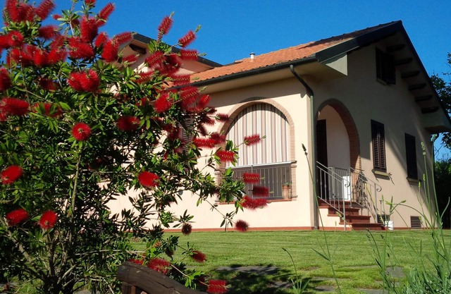 Campo del Rosario es un recorte de la paz en el campo de la Toscana