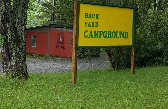 ¡Camping n. ° 5! ¡Tienda de campaña cerca del Bosque Estatal Dupont!