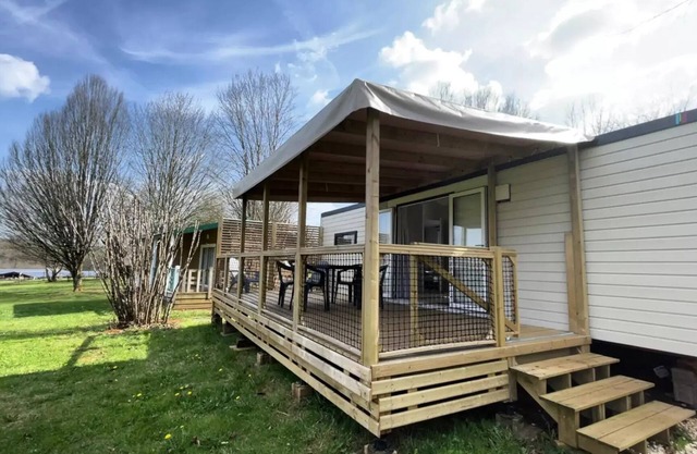 Campsite Flower Les Nauves*** - Premium Mobile Home 33m² (2 bedrooms - 4 people) + dishwasher for 4 people