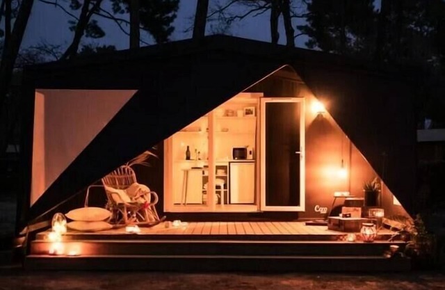 Camping Flower Le Mas de Mourgues*** - Ecrin Cocoon Unusual (without sanitary facilities) 3 Rooms 4 People