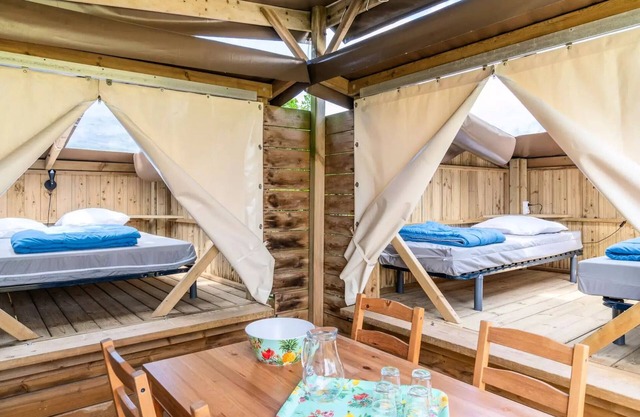 Campsite Kerlaz *** - Bungalow Lodge Cop'Camp 3 rooms 4 people Without toilet blocks