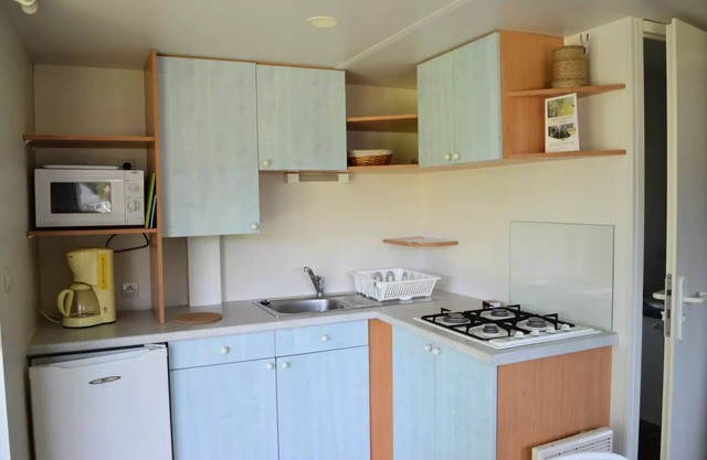 Campsite La Baie de Terenez *** - Mobile home Standard Compact Méditerranée 3 rooms 3 people