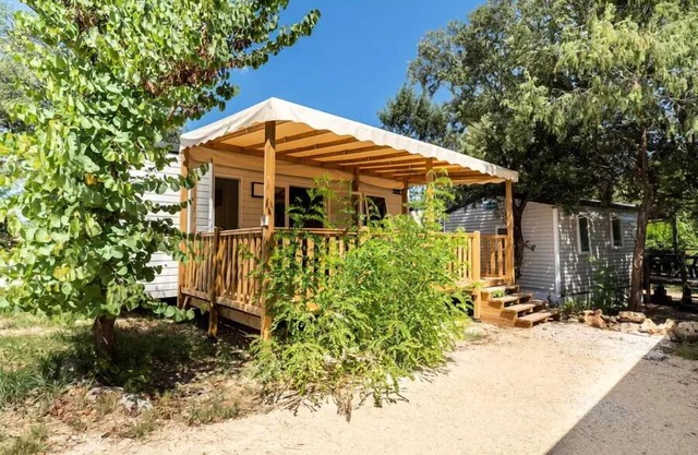 Campsite La Buissière *** - Mobil home Comfort - 2 bedrooms 4 people
