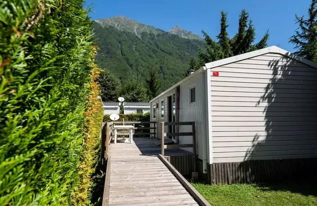 Campsite Le Château de Rochetaillé **** - Mobil home Comfort PMR - 2 bedrooms 4 people
