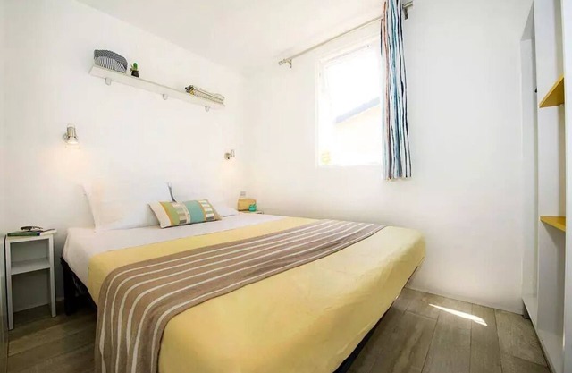 Campsite Les Fontaines*** - Mobil-home Classic 3 rooms 4 people air conditioned