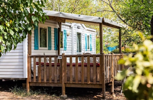 Campsite Le Val de Durance **** - Mobil-home Classic 3 rooms 4 people air conditioned