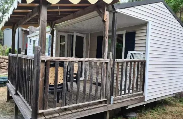 Campsite Les Terrasses Provençales *** - MOBILE HOME LOUISIANE CLIMATE 4 persons