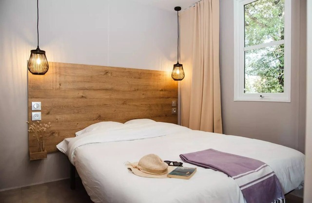 Campsite Village de la Guyonnière ***** - COMFORT Cottage - AIR CONDITIONED 6 people