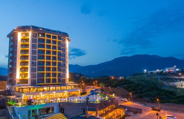 Campus Hill Hotel