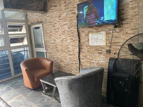 Camzy Villa Hotel