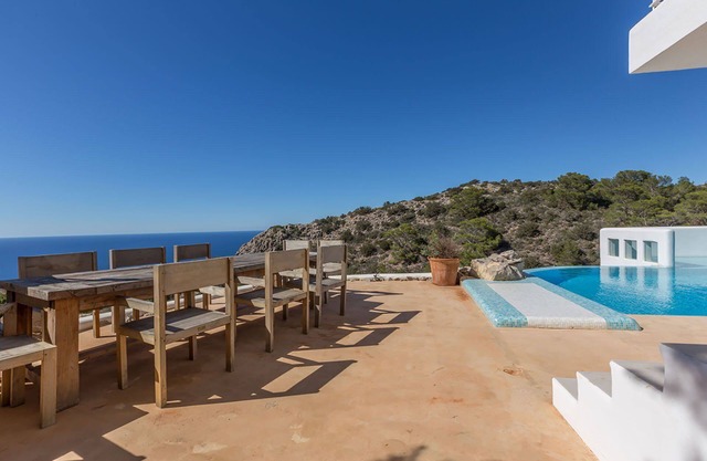 Villa en San Juan Bautista con 5 habitaciones, capacidad 10
