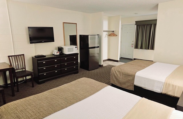 Canadian Motor Inn