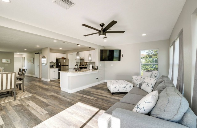 Canal-Front Home w/ Dock & Patio in North Port