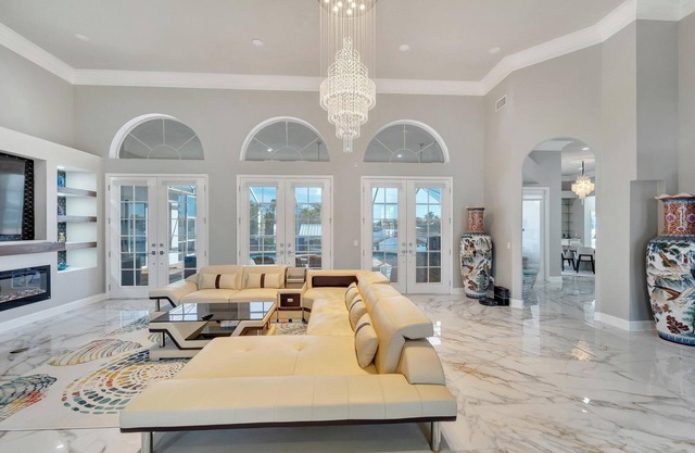 Canalfront Luxury Retreat in Apollo Beach with Dock