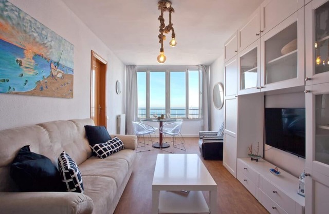CANDELA' S BEACH & PORT- PANORAMIC COAST BARCELONA