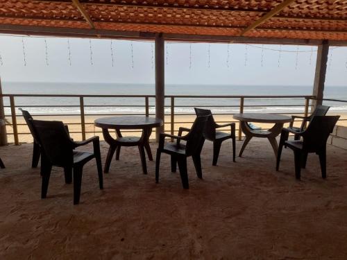 Candle wood Beach Stay