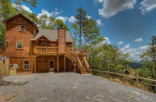 Candlestick Cottage by Escape to Blue Ridge