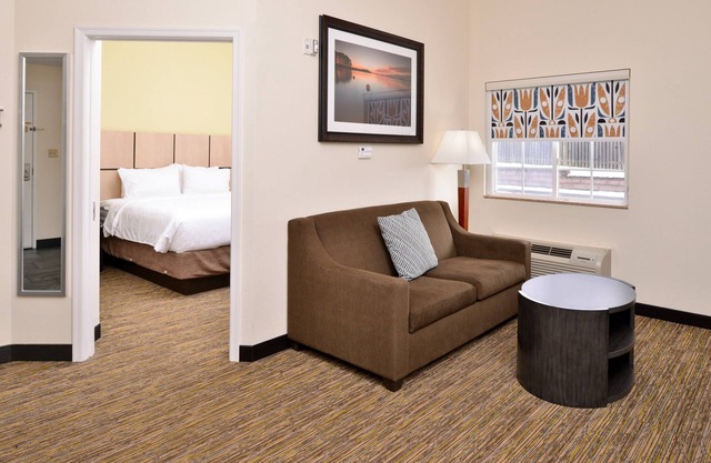 Candlewood Suites Winchester by IHG