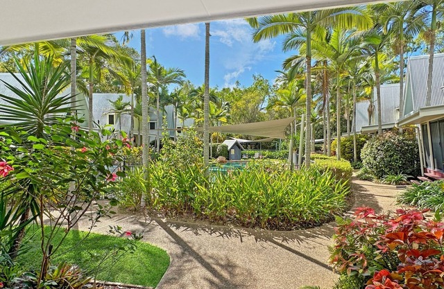 Canopy Chalet 6 - A cozy retreat for two on Magnetic Island.