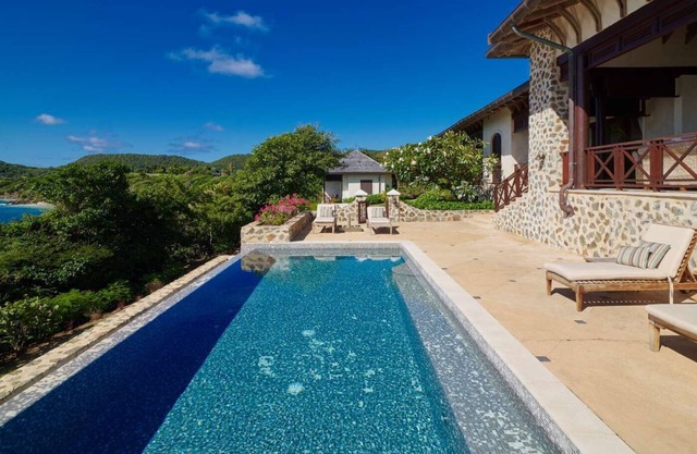 Canouan Beach House Luxury villa