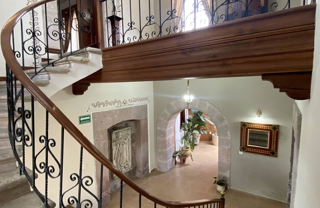Cantera Real Hotel