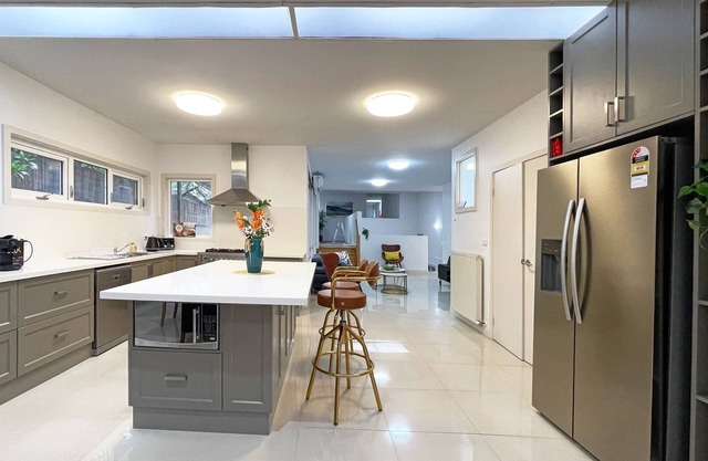 Canterbury Villa 7BRM for Big Group