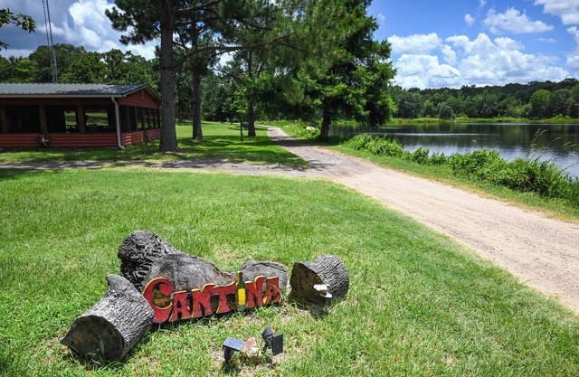Cantina Lake House - Arcridgeranchresort.com