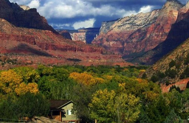 Canyon Vista Lodge