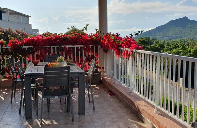 Cap Corse Pietracorbara villa con aire acondicionado, terraza, jardín y hermosa vista