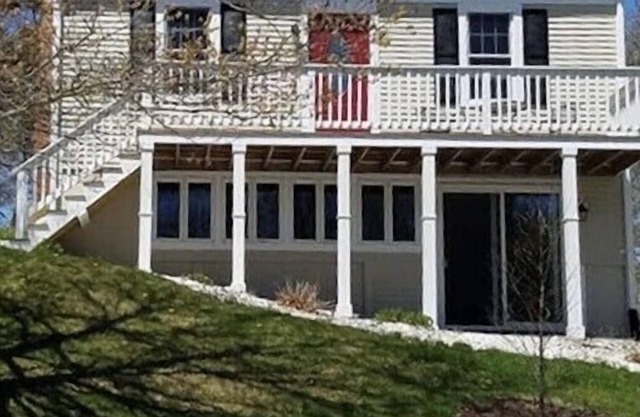 East Falmouth Recientemente Remodelado Escape