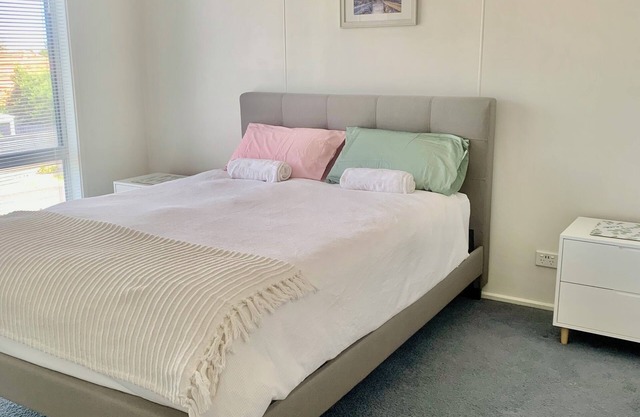 Cape Paterson Stay Apartment 1, BEACH & CAFE 5 min walk