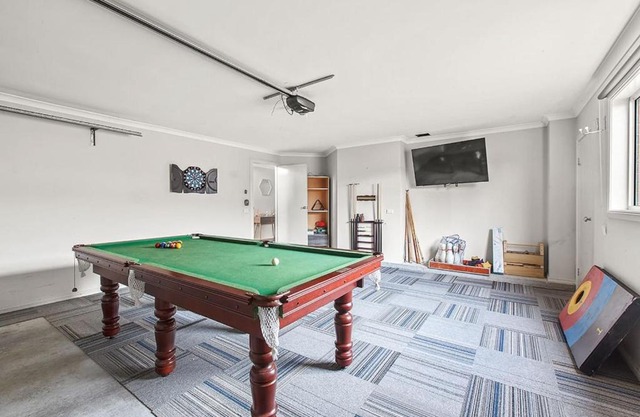 Capel Castle - A Spacious Family Games Retreat