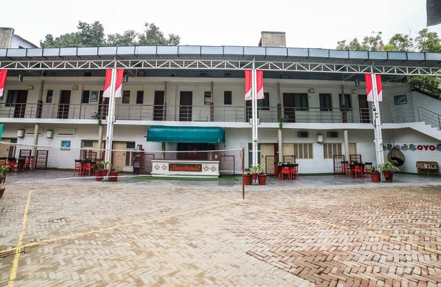 Capital O 10953 Dayal Lodge - A Boutique Hotel