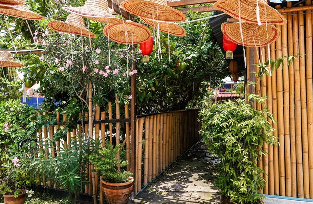 Capital O 89374 Ohana Restaurant & Homestay