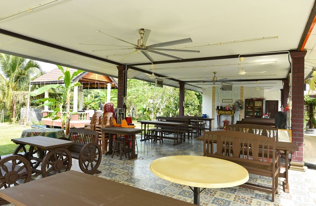 Capital O 90558 My Daddy Farm Chalet