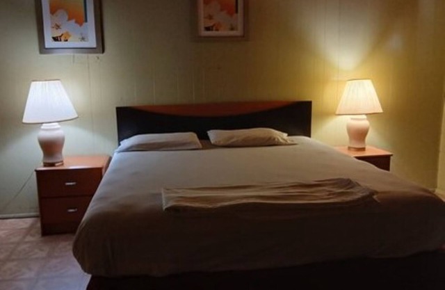 Capital O Pleasant Motel Grand Rapids Mi