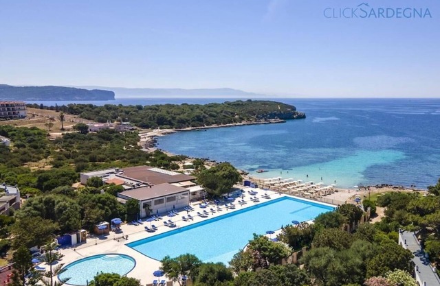 Villa Capo Caccia with sea view with common swimming pool and beach
