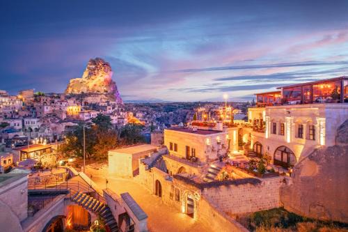 Cappa Via Cave Hotel